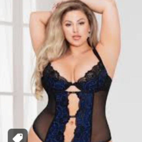 Seven til Midnight Floral Lace Microfiber Teddy With Snap Crotch Size 1/2X - Picture 1 of 16